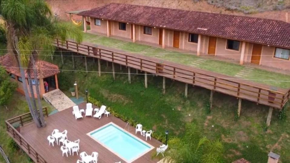Pousada Estancia Shangri-La Кунья Экстерьер фото