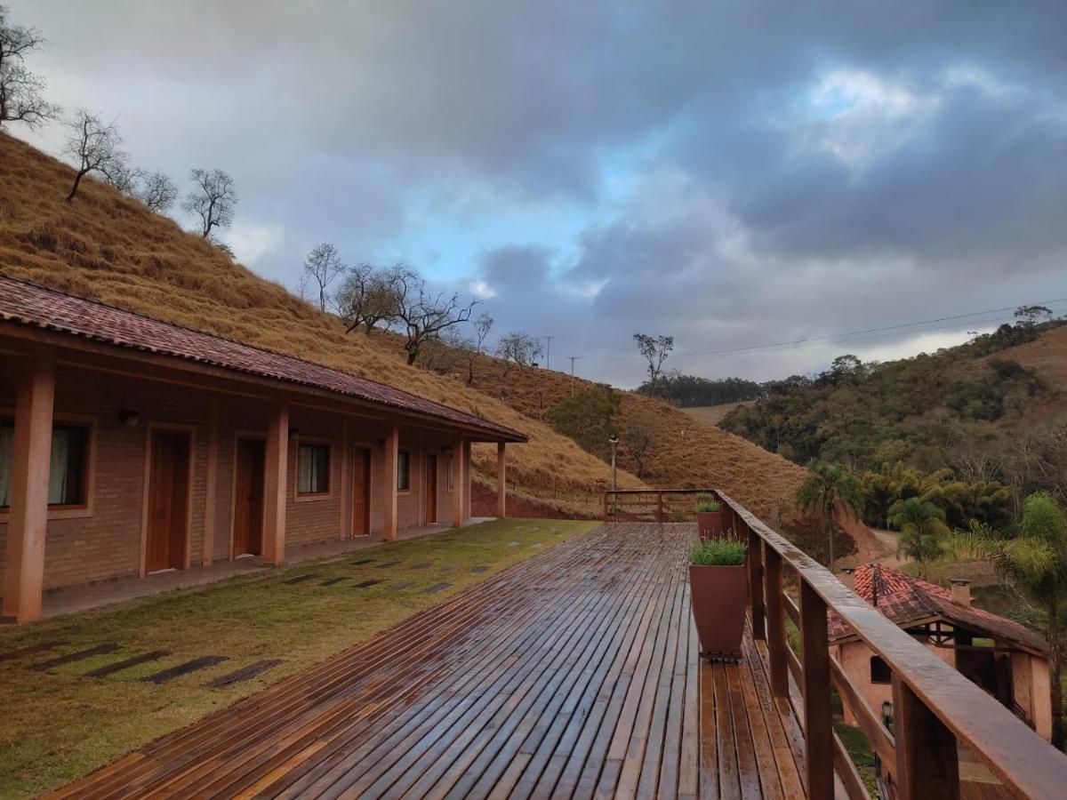 Pousada Estancia Shangri-La Кунья Экстерьер фото